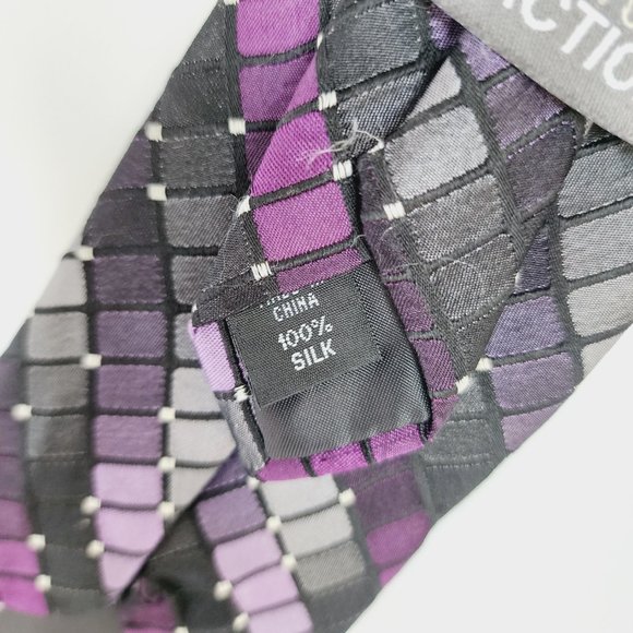 Kenneth Cole Reaction Men's Necktie 100% Silk Multicolor Rectangle/Dots Design - Picture 6 of 10
